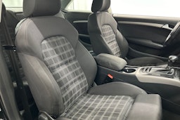 musta Audi A5 2014 kuva 15.