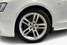 valkoinen Audi A5 2014 kuva 9.