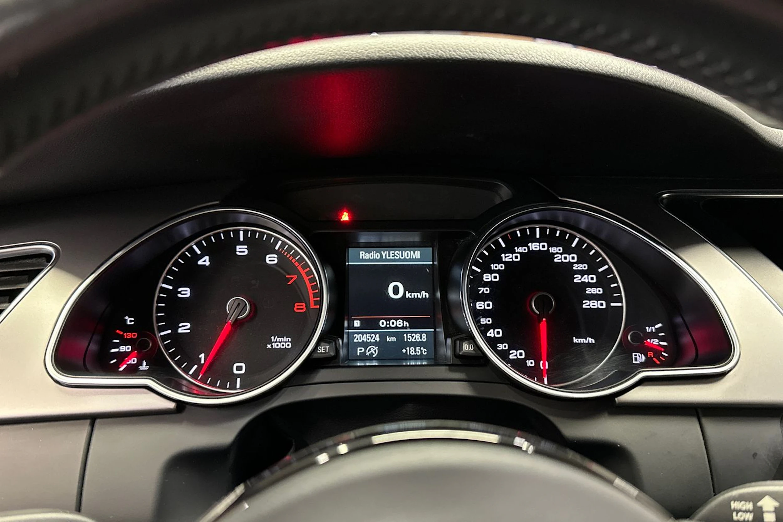 valkoinen Audi A5 2014 kuva 18.