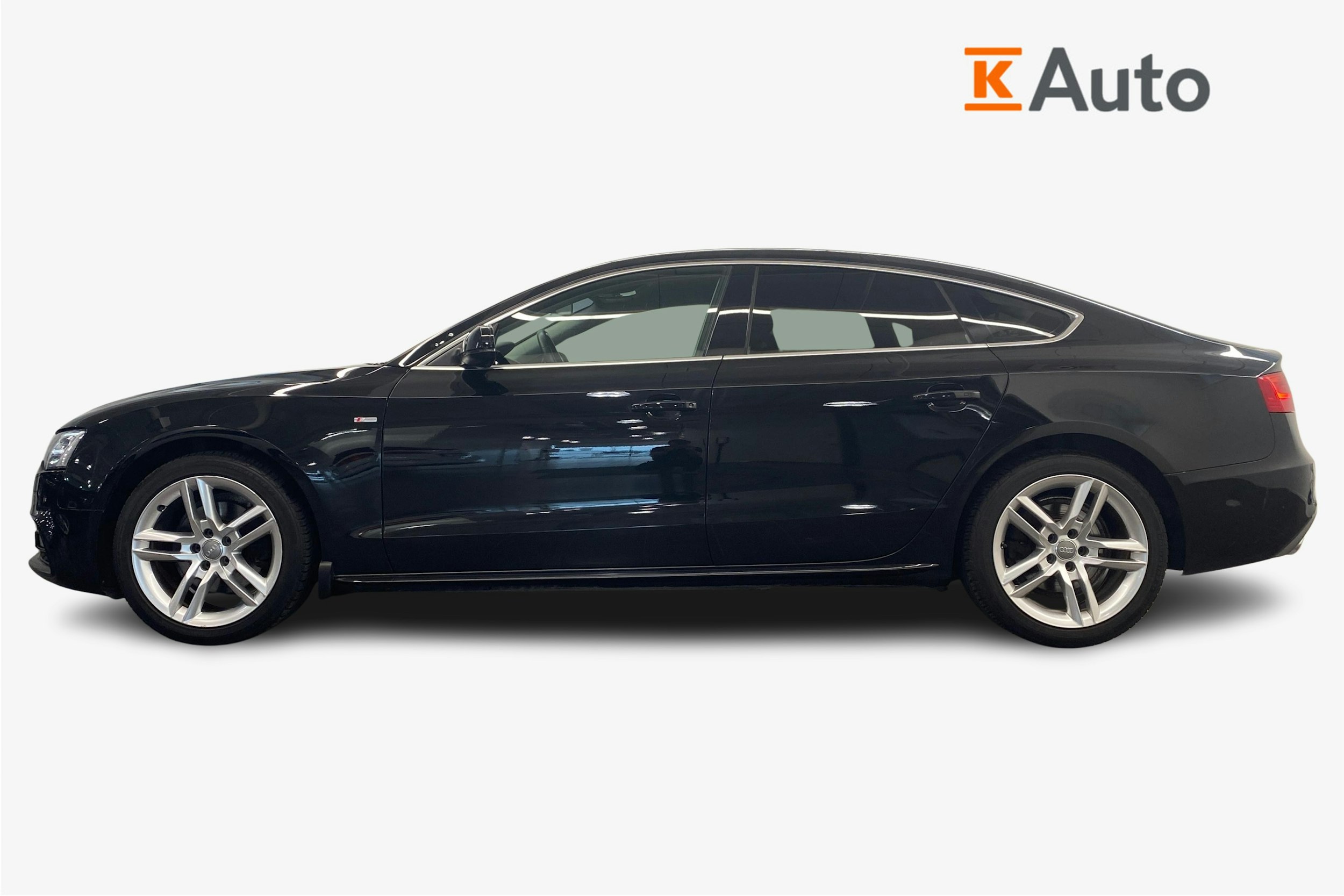 musta Audi A5 2015 kuva 6.