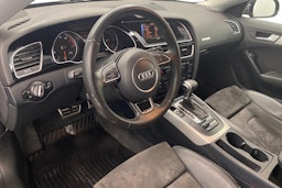 musta Audi A5 2015 kuva 7.