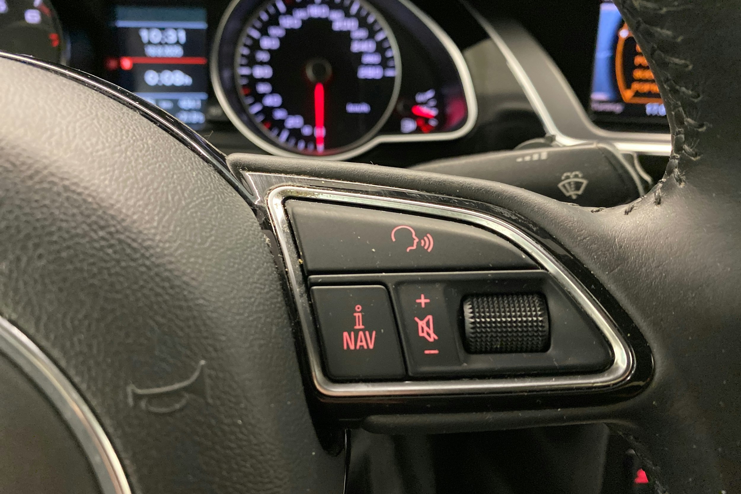musta Audi A5 2015 kuva 18.