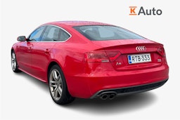 punainen Audi A5 2014 kuva 2.