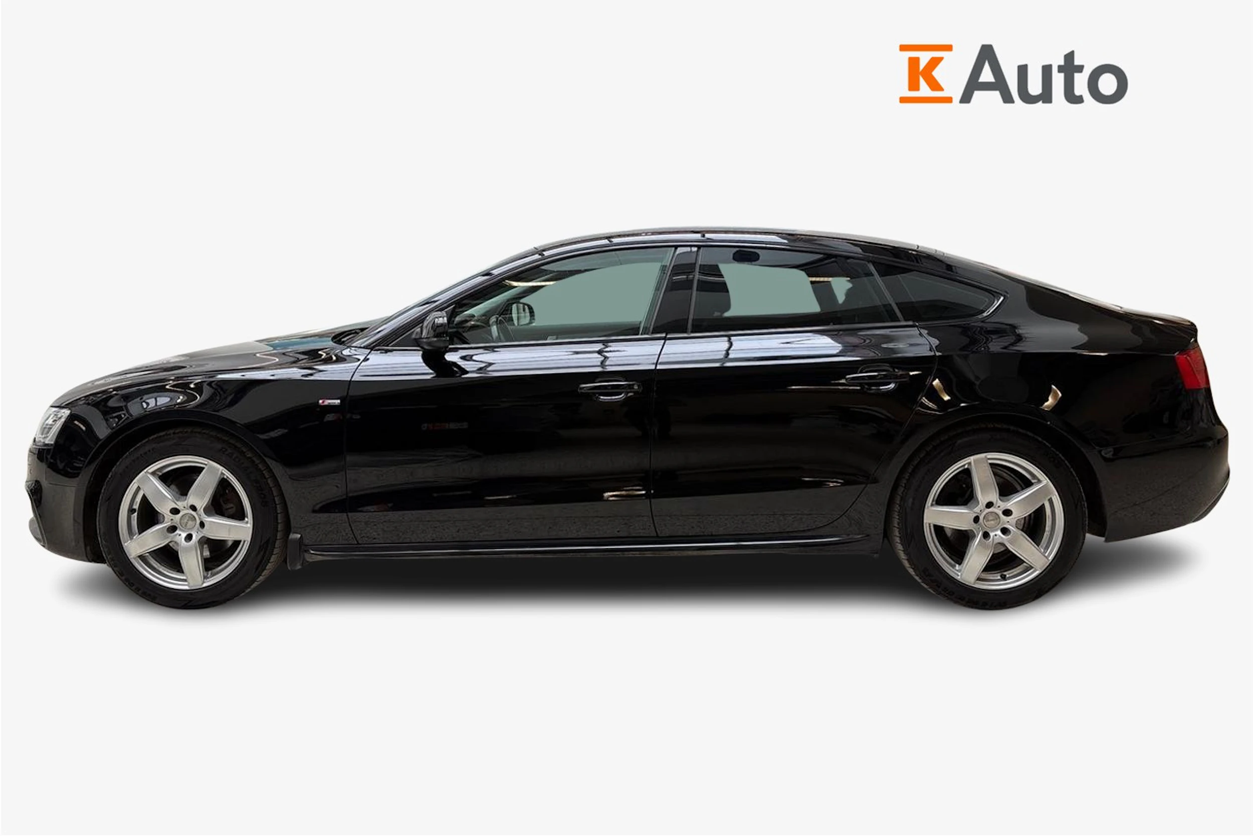 musta Audi A5 2014 kuva 5.