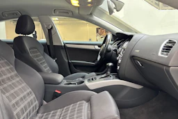 musta Audi A5 2014 kuva 19.