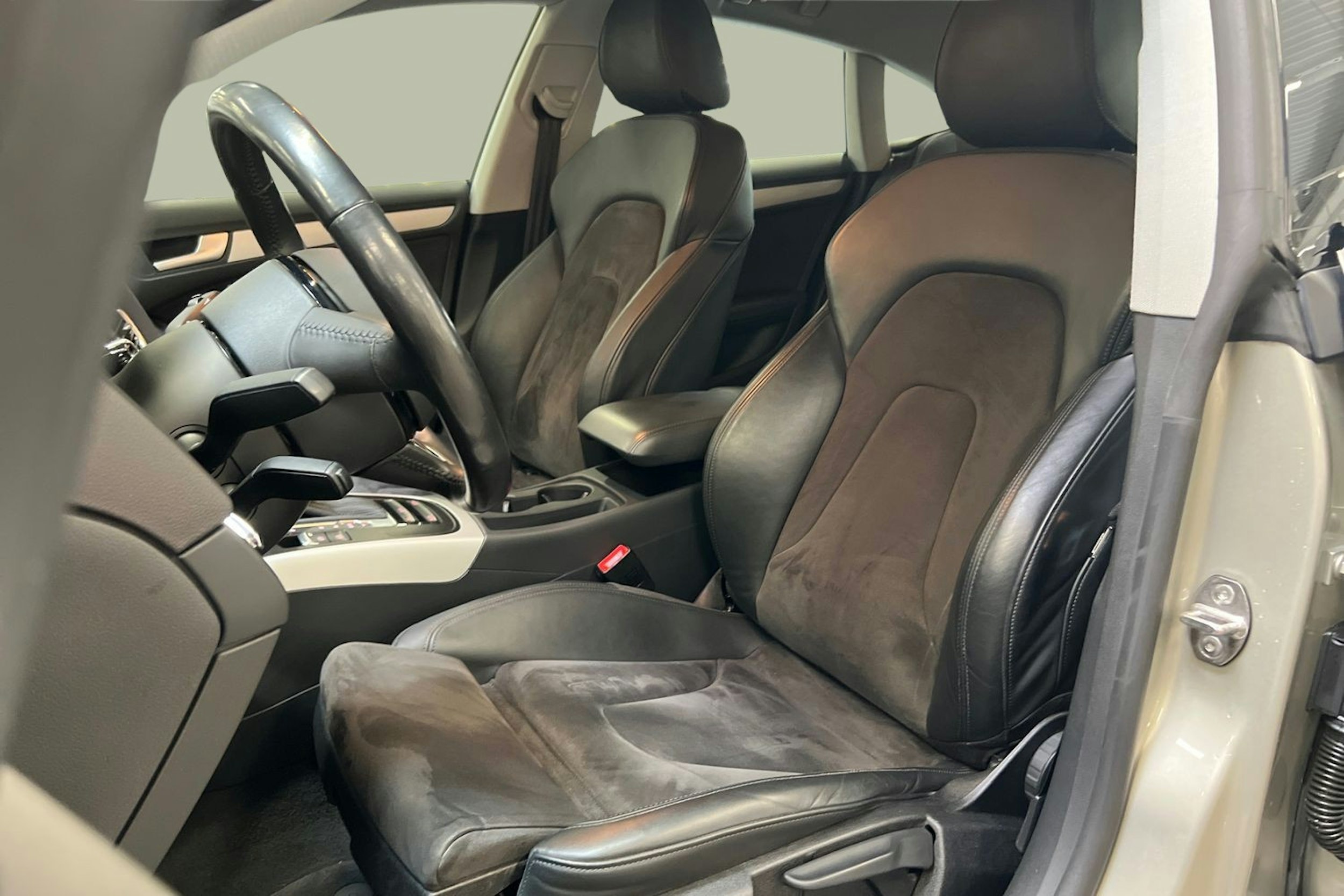 Hopea Audi A5 2015 kuva 11.