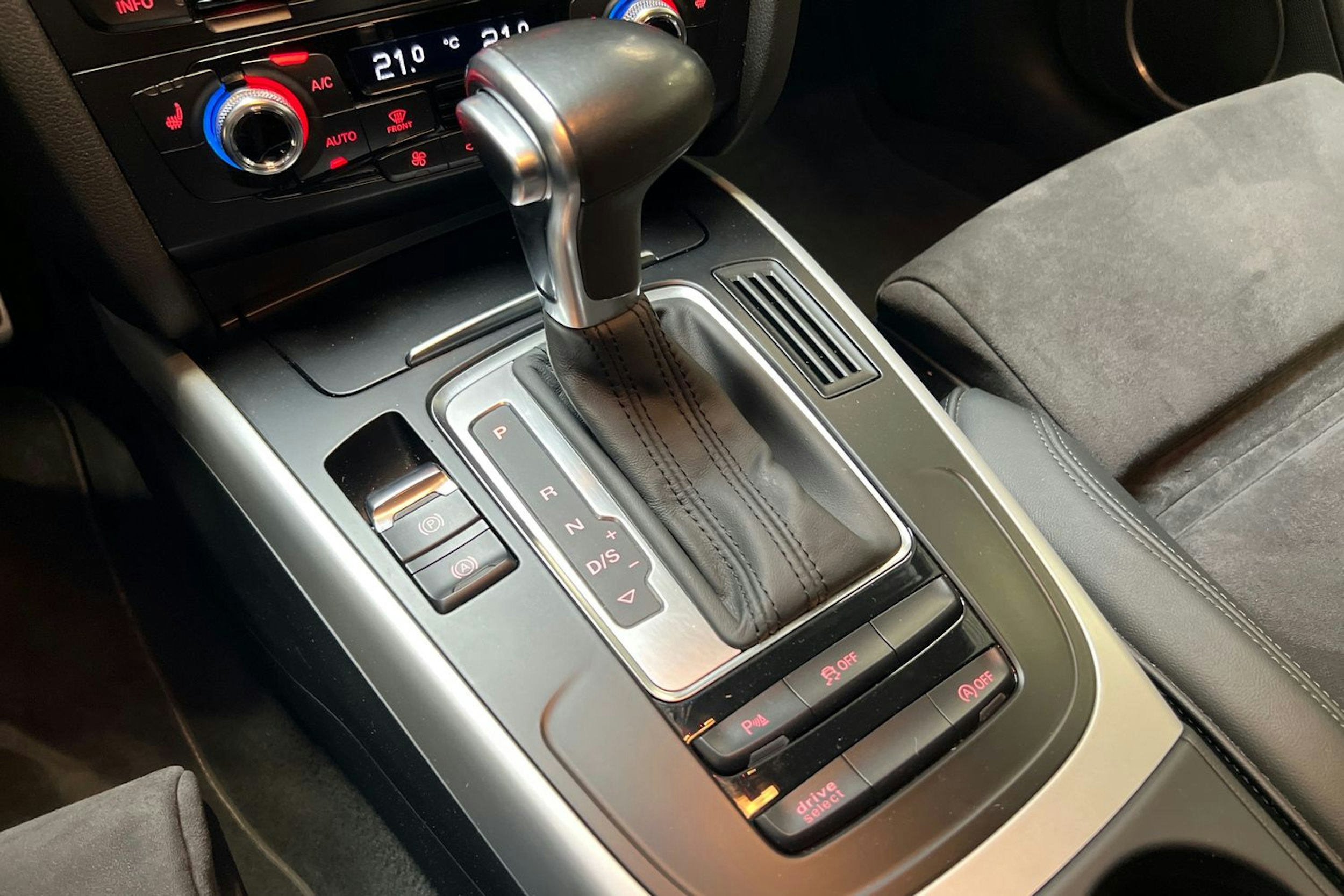 Hopea Audi A5 2015 kuva 25.
