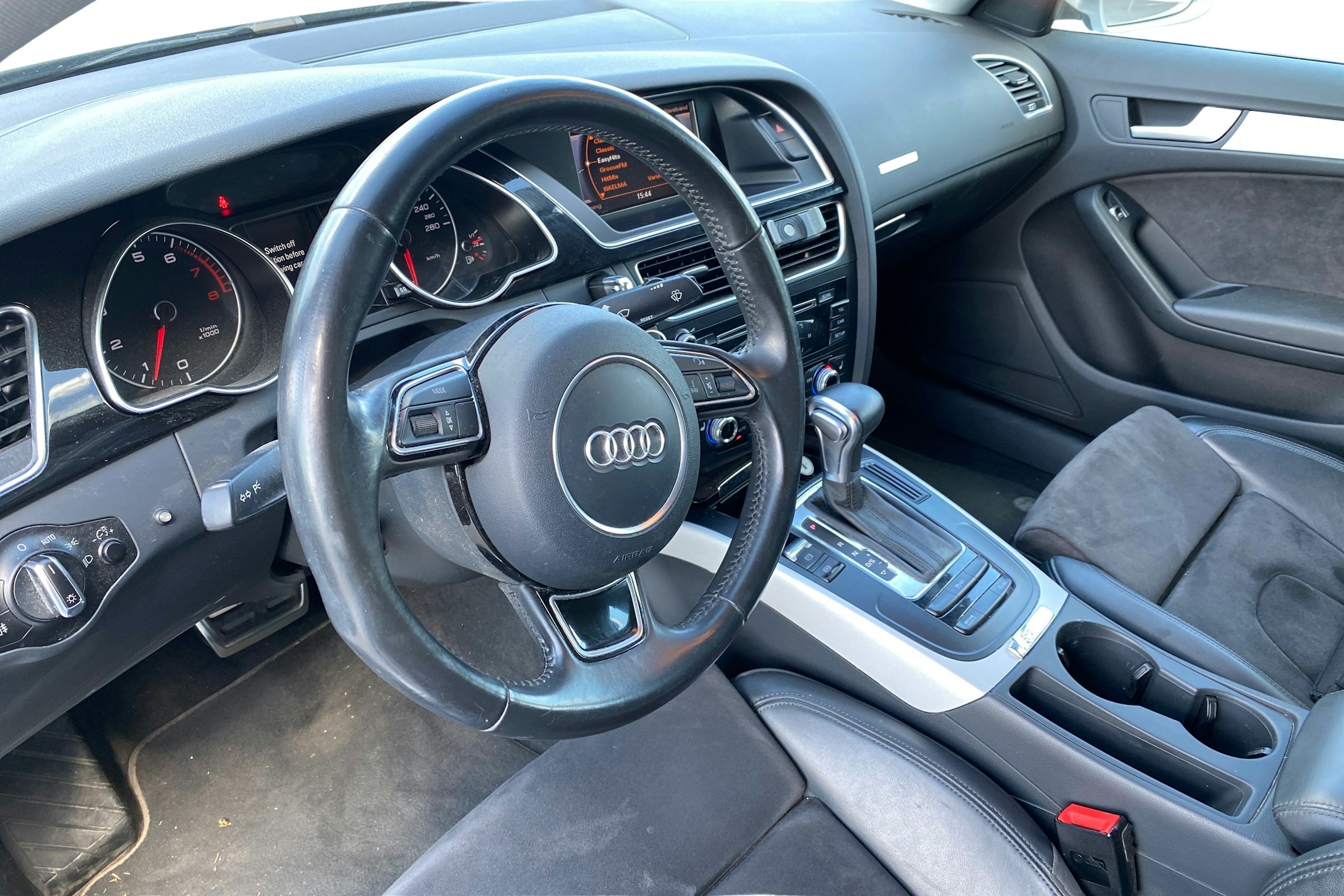 met. hopea Audi A5 2015 kuva 3.