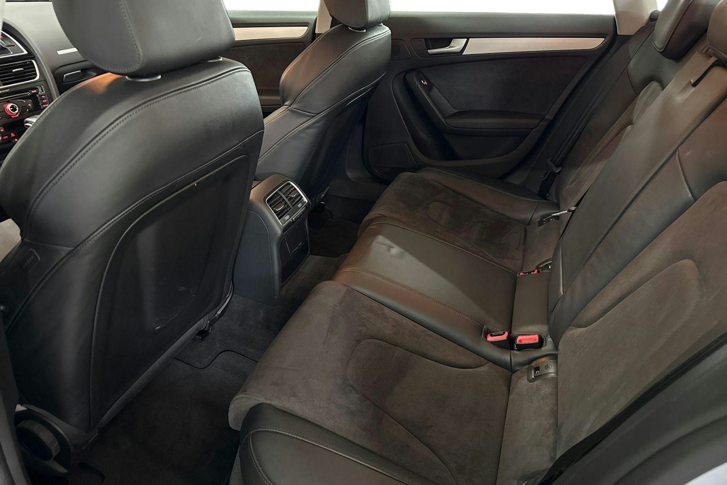 met. hopea Audi A5 2015 kuva 10.