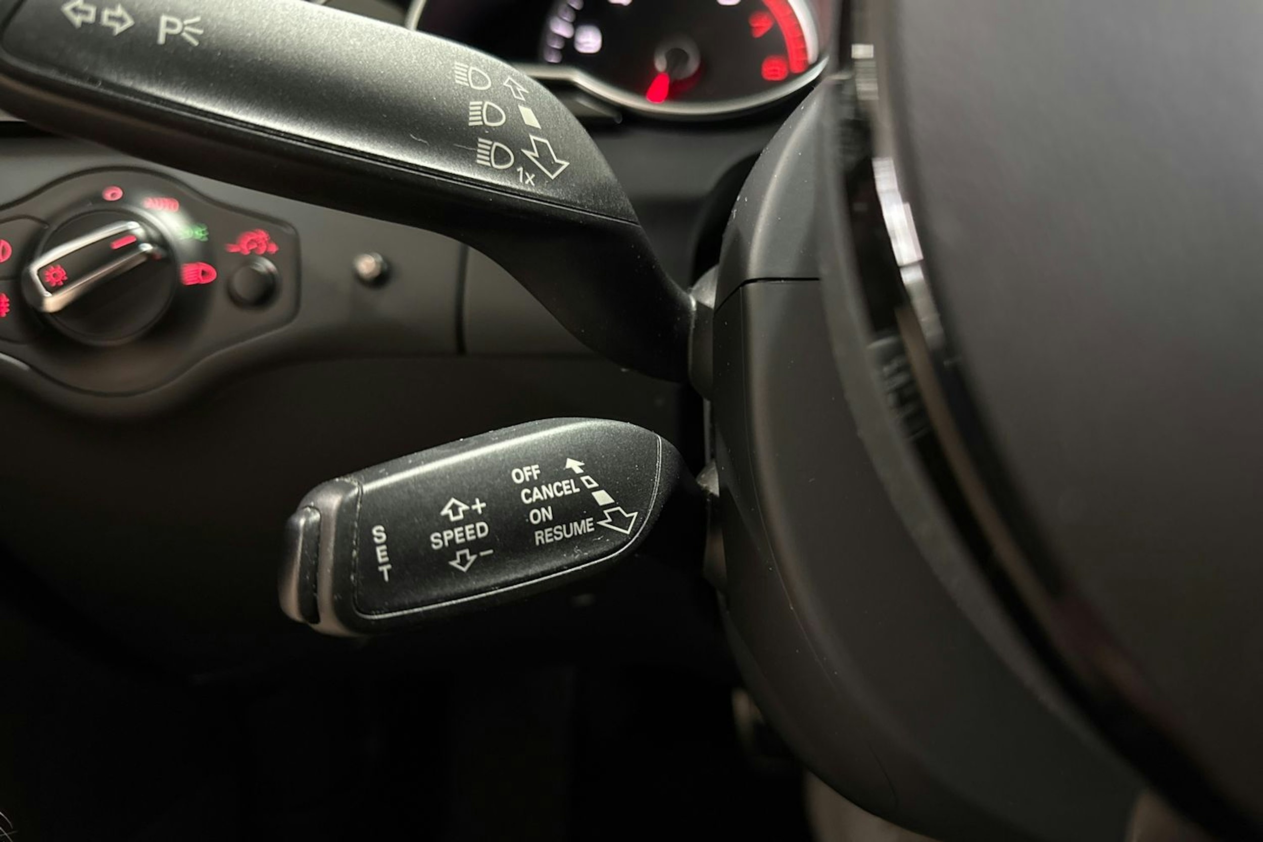 met. hopea Audi A5 2015 kuva 18.