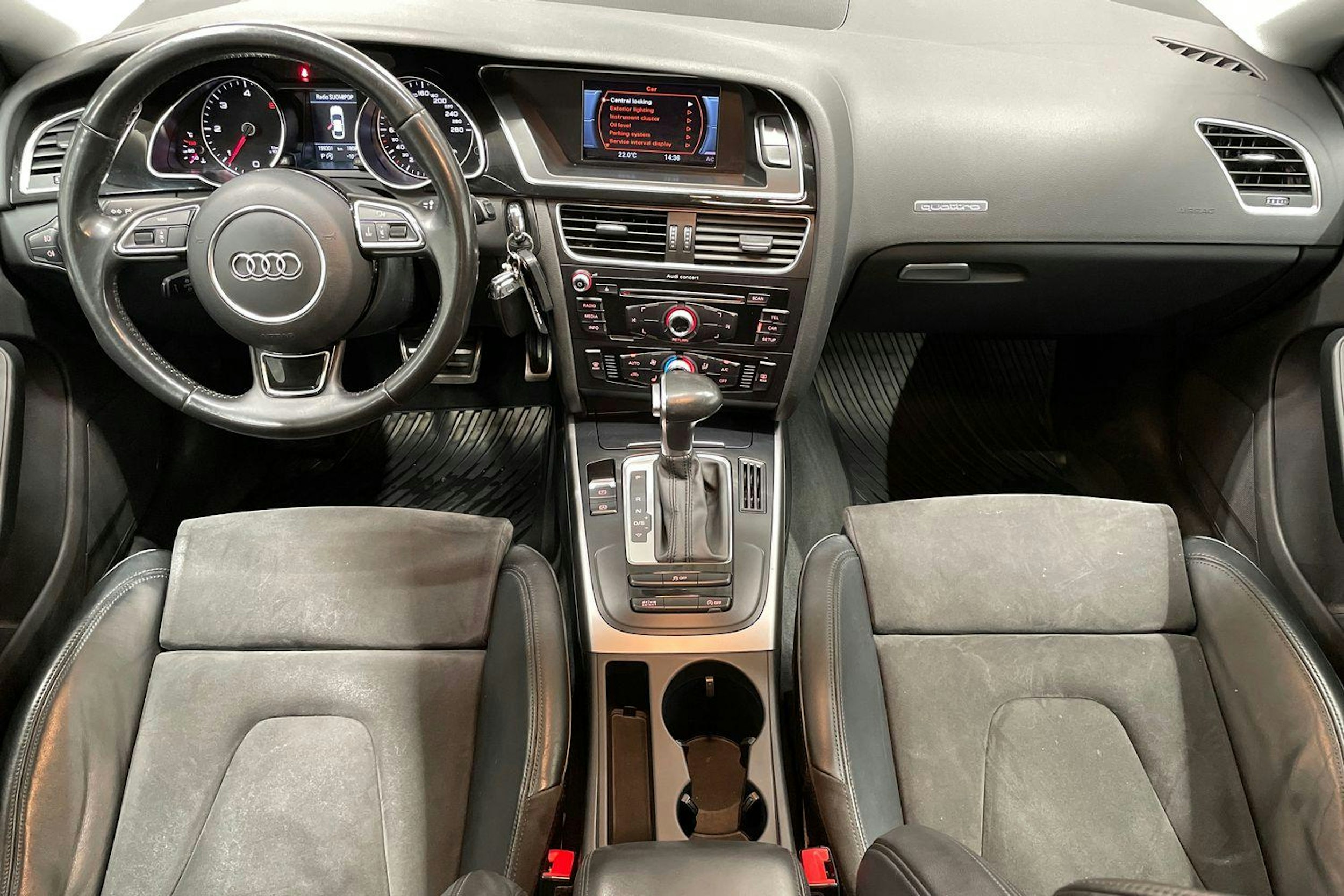 Musta Audi A5 2015 kuva 7.