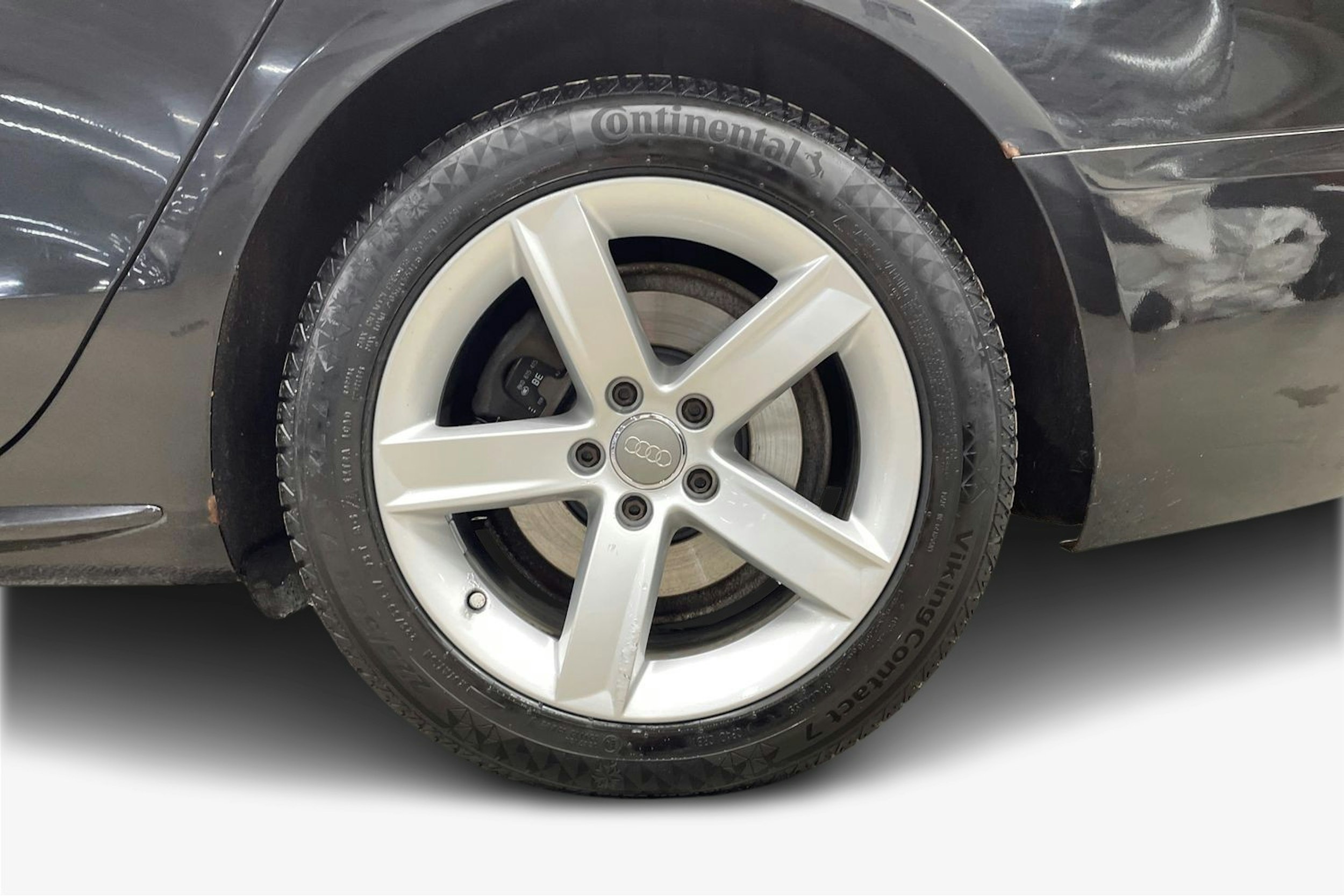 Musta Audi A5 2015 kuva 9.