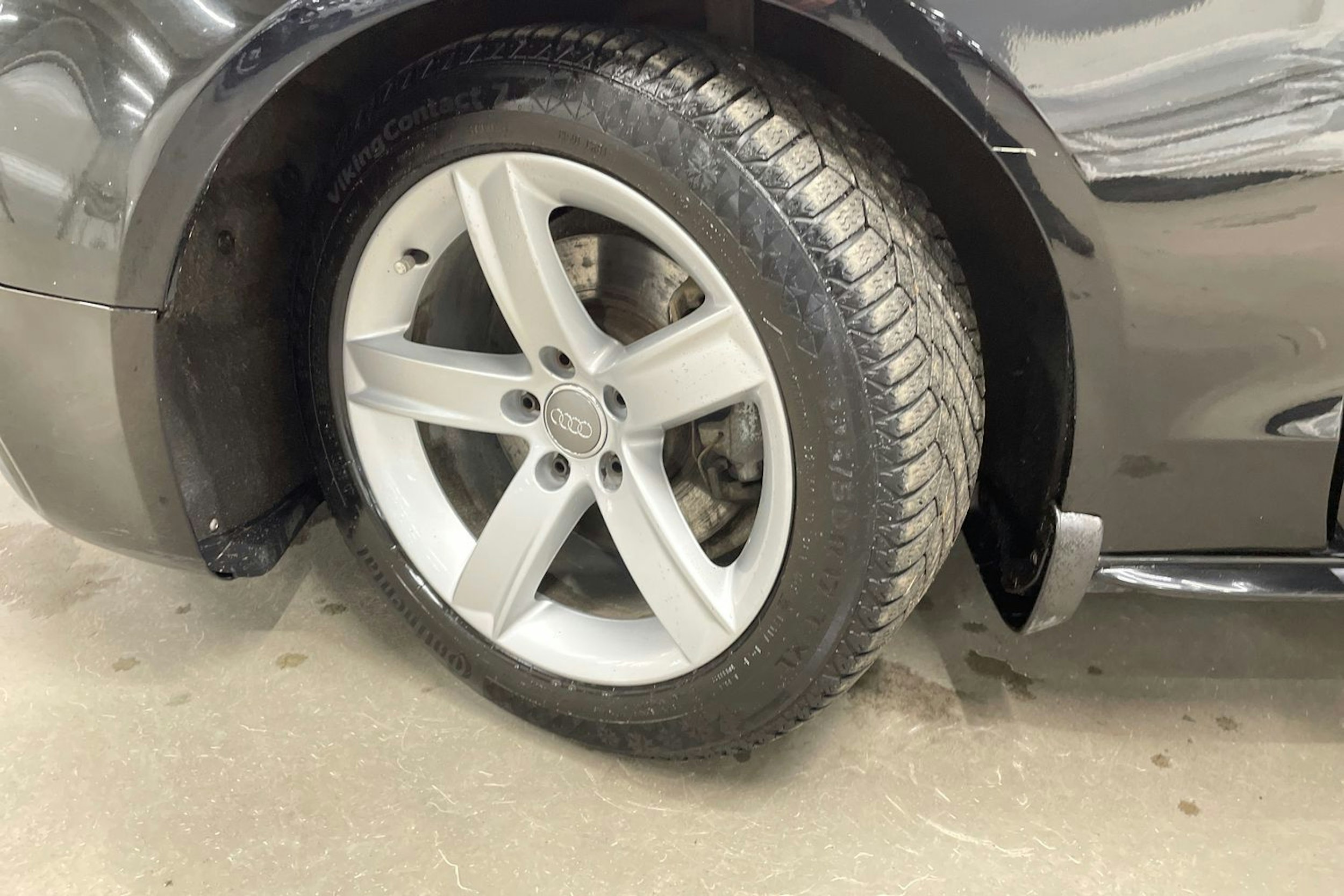 Musta Audi A5 2015 kuva 10.