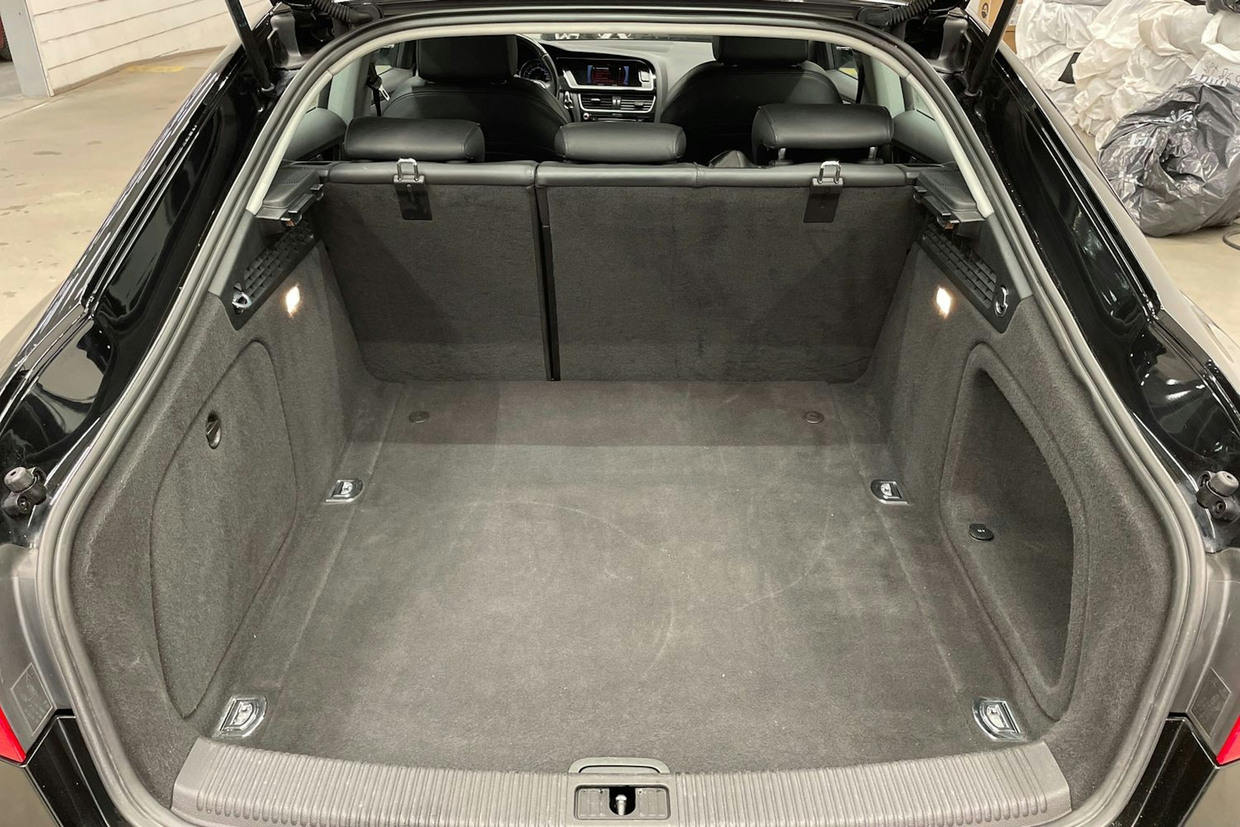 Musta Audi A5 2015 kuva 12.