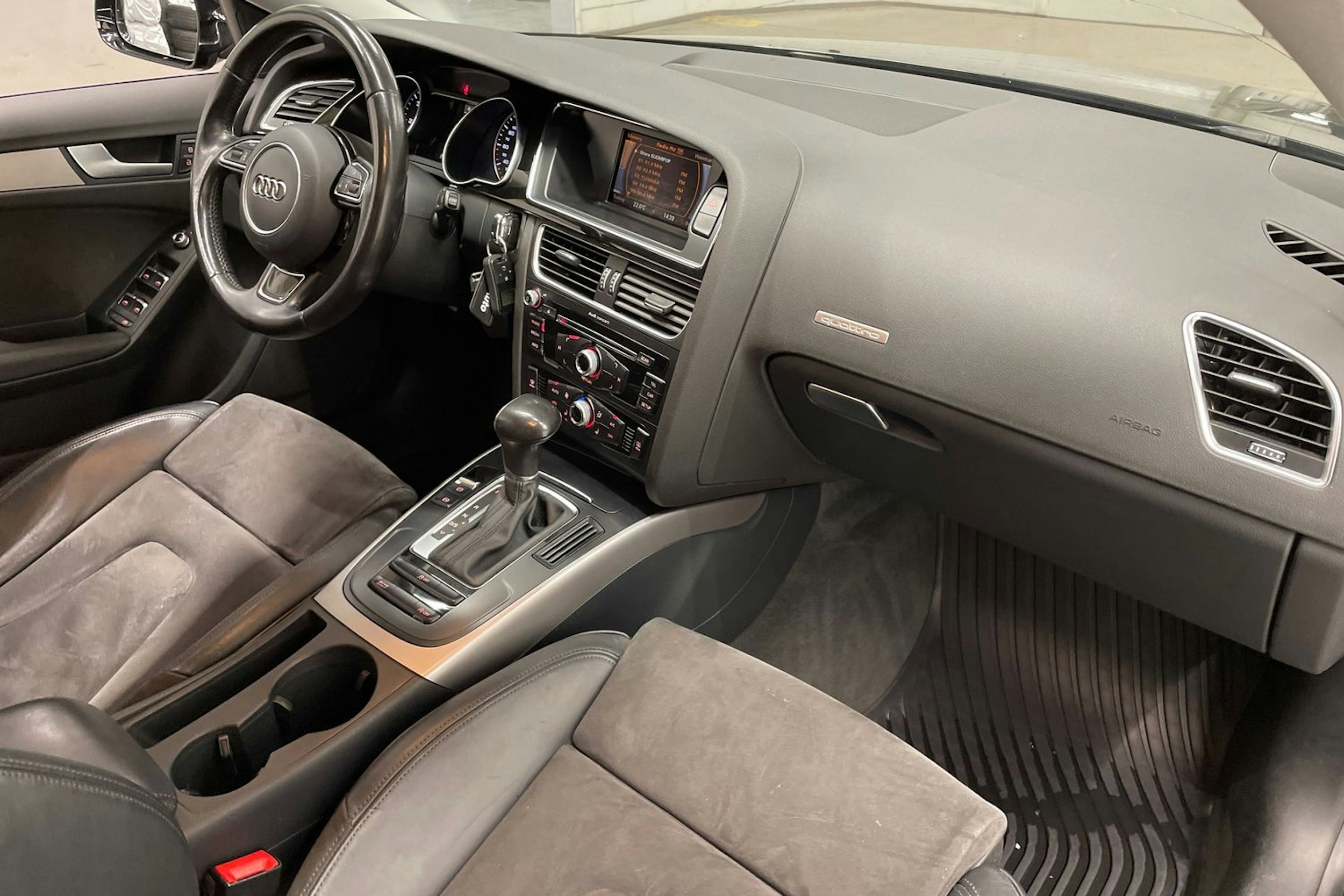 Musta Audi A5 2015 kuva 22.