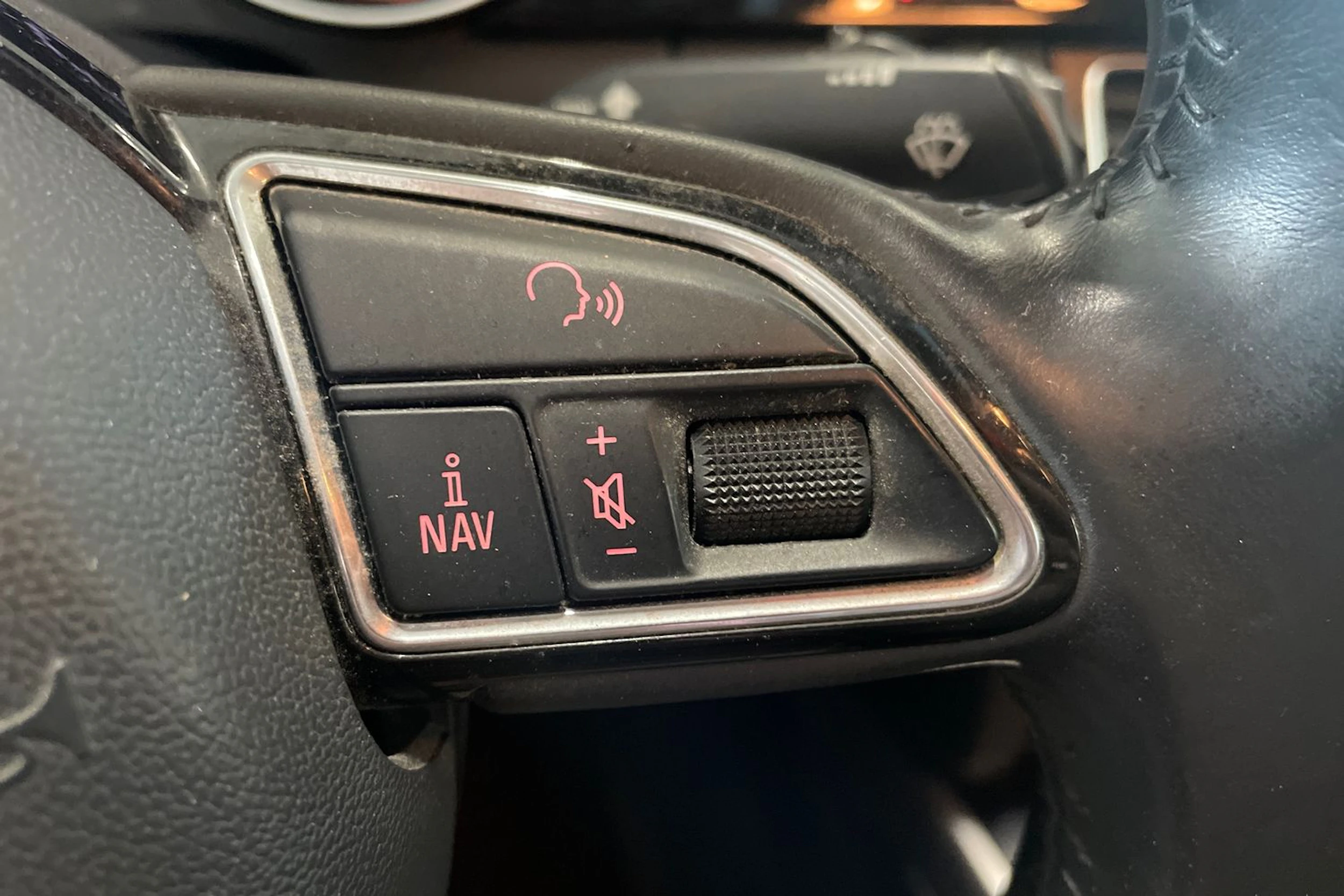 valkoinen Audi A5 2015 kuva 16.