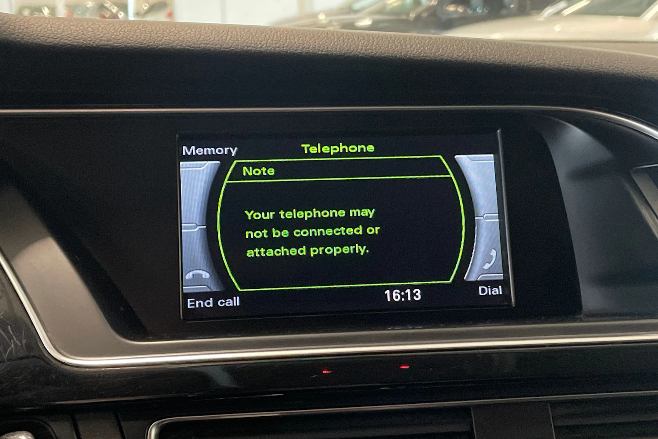 valkoinen Audi A5 2015 kuva 23.