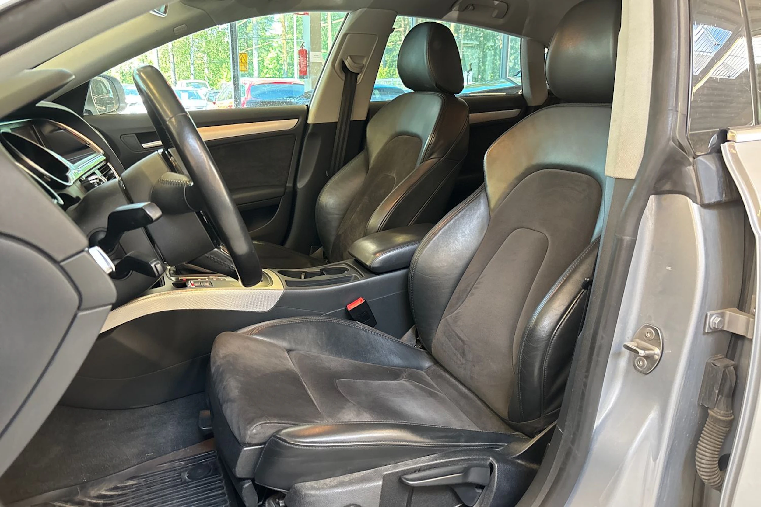 Hopea Audi A5 2015 kuva 4.