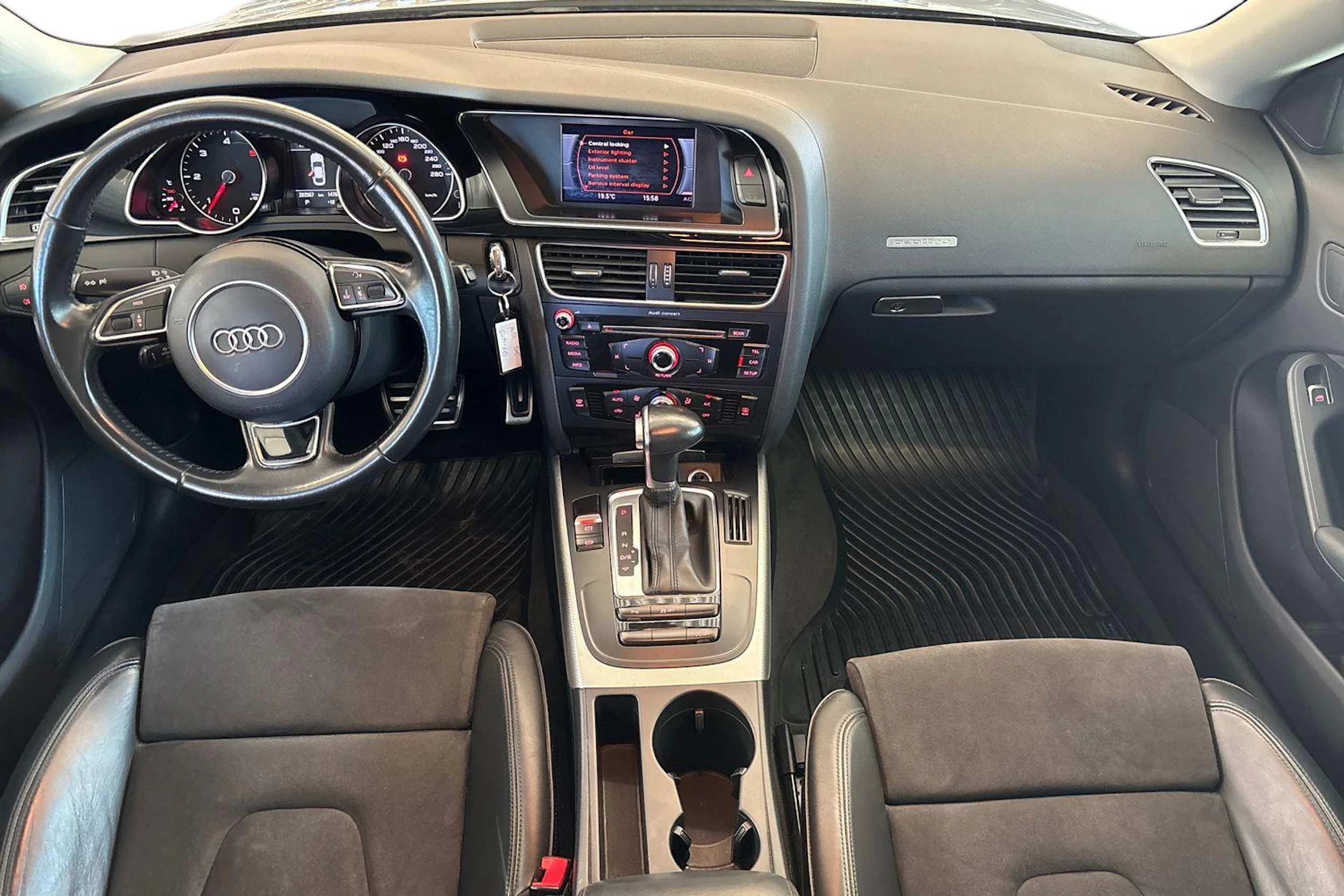 Hopea Audi A5 2015 kuva 7.
