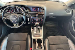Hopea Audi A5 2015 kuva 7.
