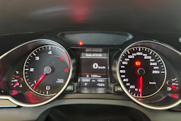 Hopea Audi A5 2015 kuva 11.
