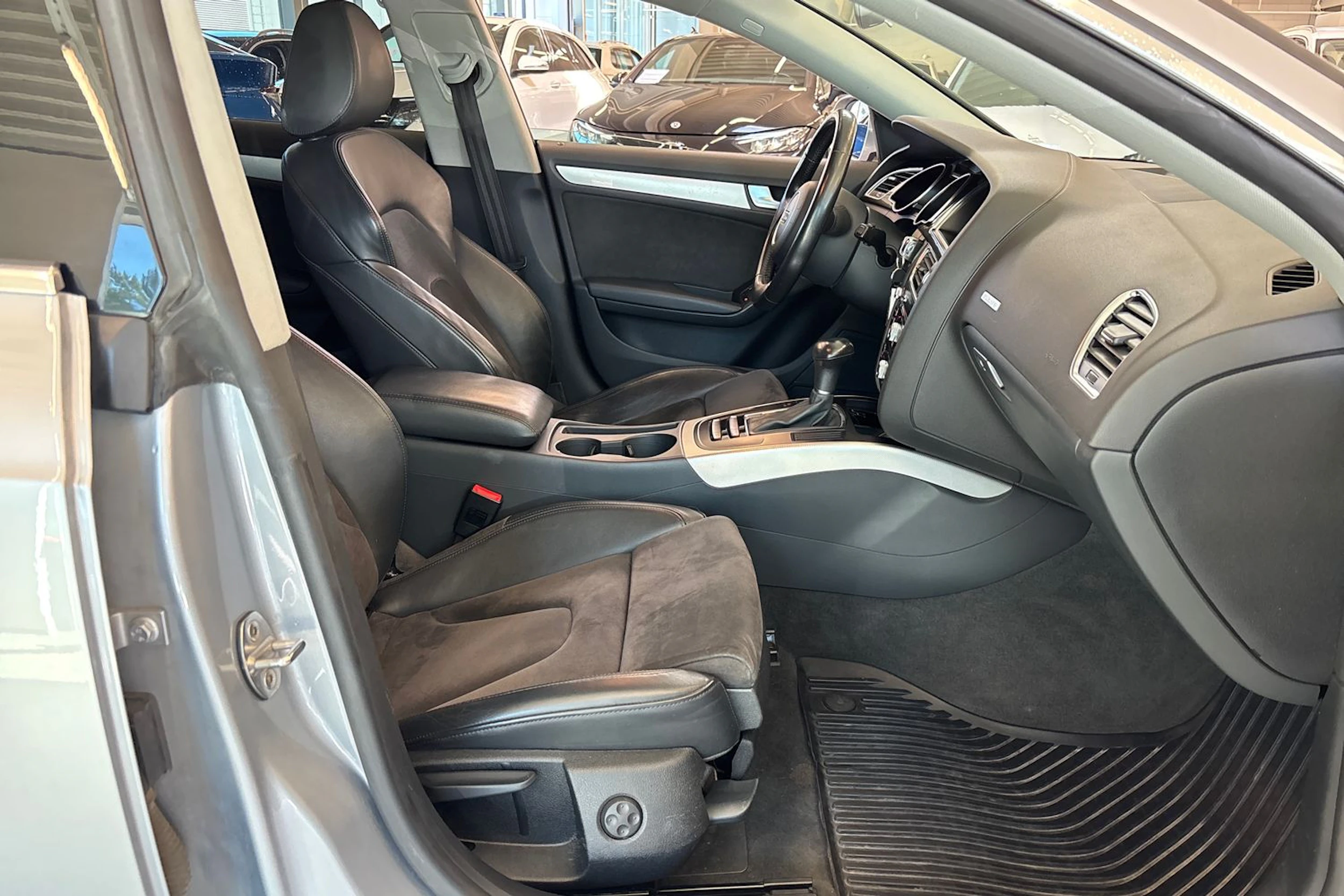 Hopea Audi A5 2015 kuva 20.