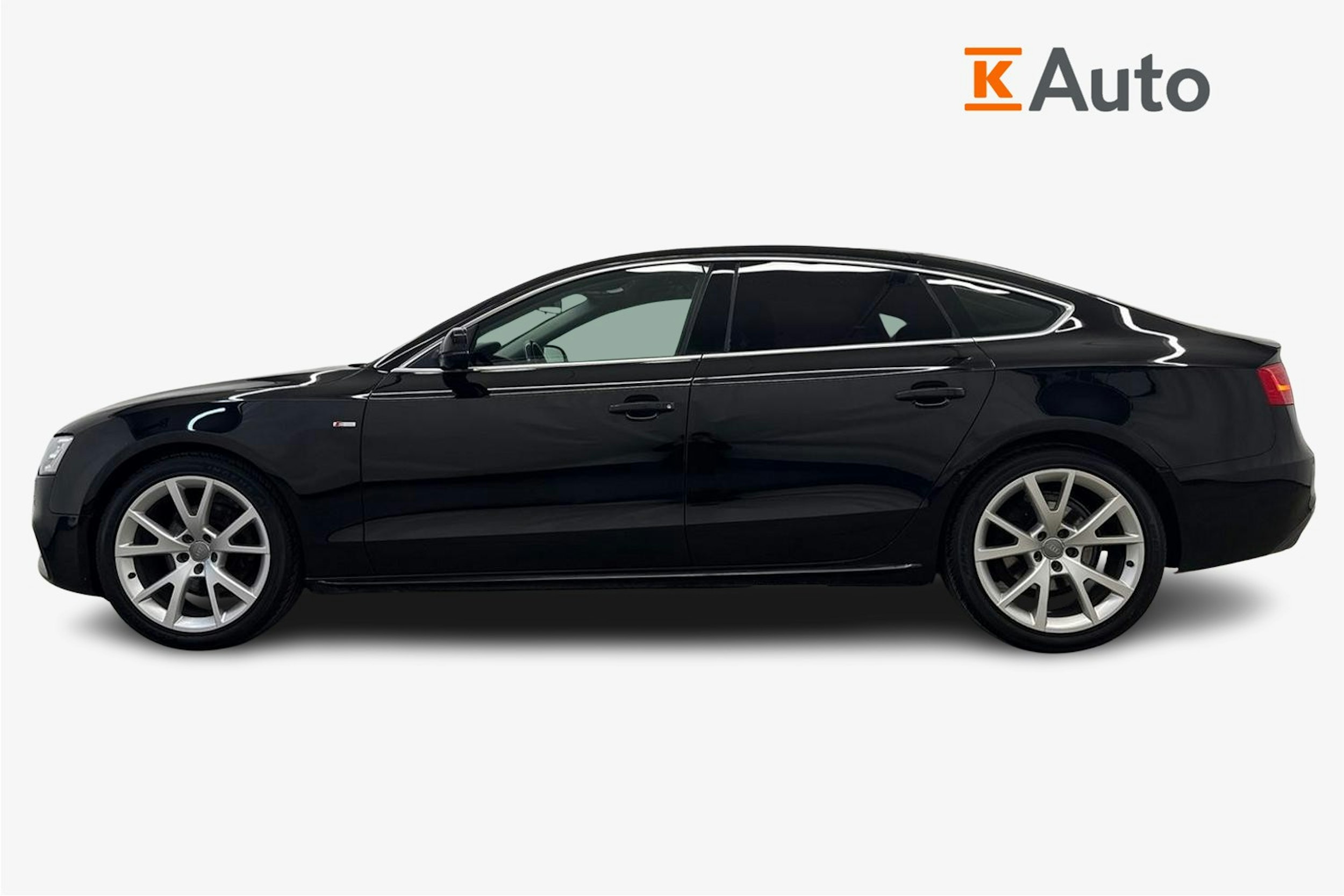 musta Audi A5 2015 kuva 6.
