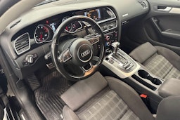 musta Audi A5 2015 kuva 7.