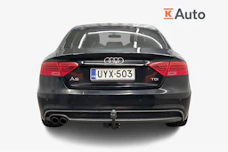 musta Audi A5 2015 kuva 3.