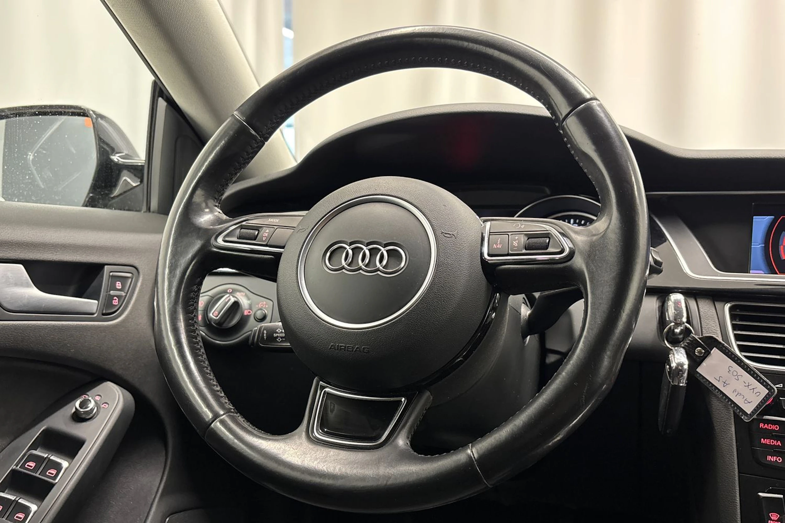 musta Audi A5 2015 kuva 11.