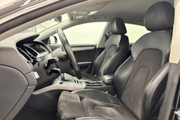 musta Audi A5 2015 kuva 16.