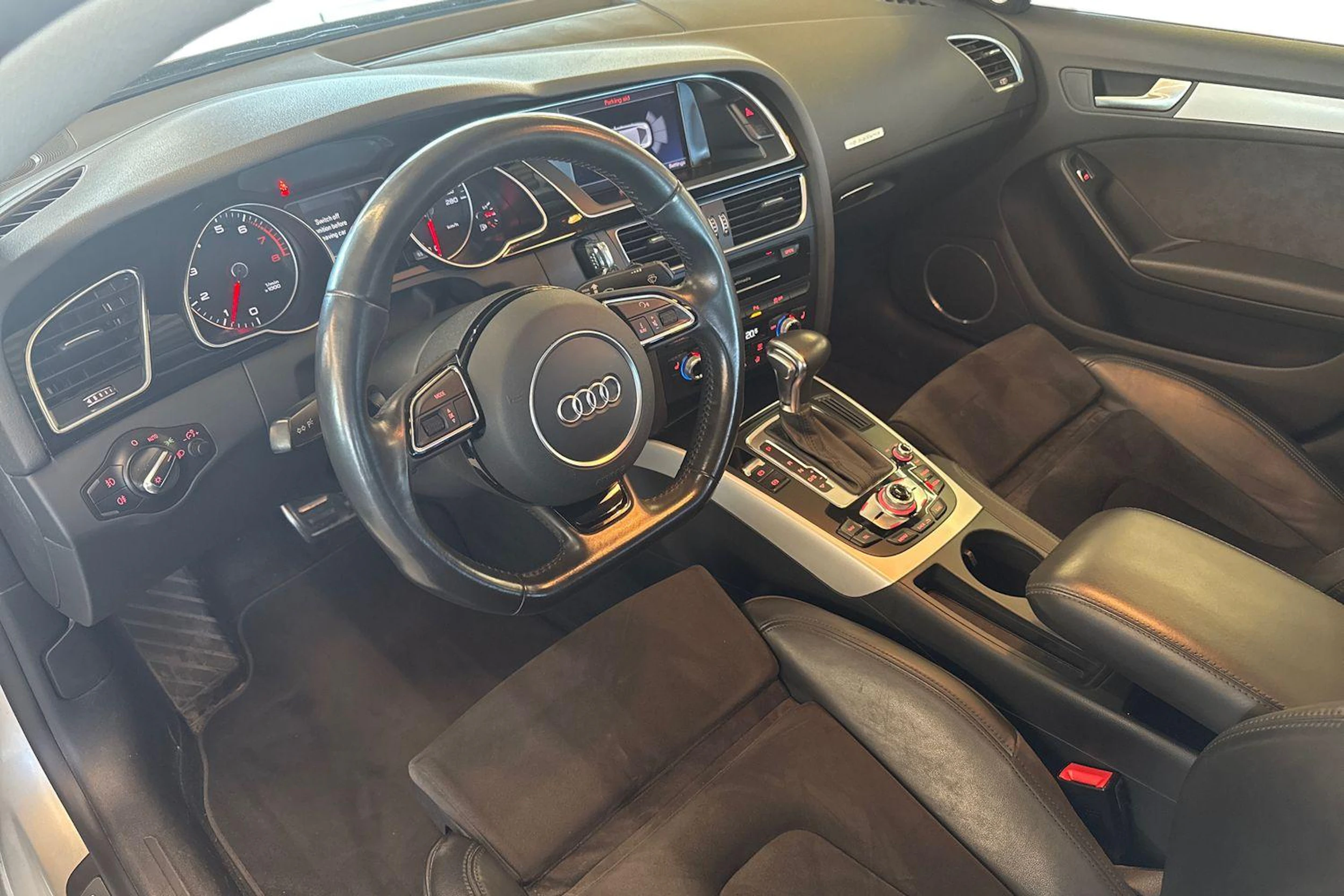 hopea Audi A5 2016 kuva 3.