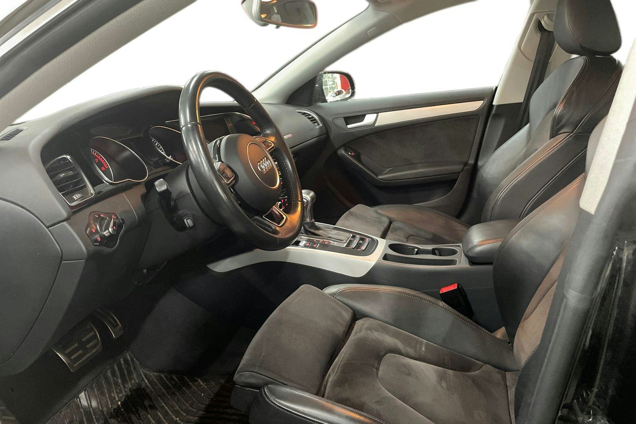 Musta Audi A5 2016 kuva 3.