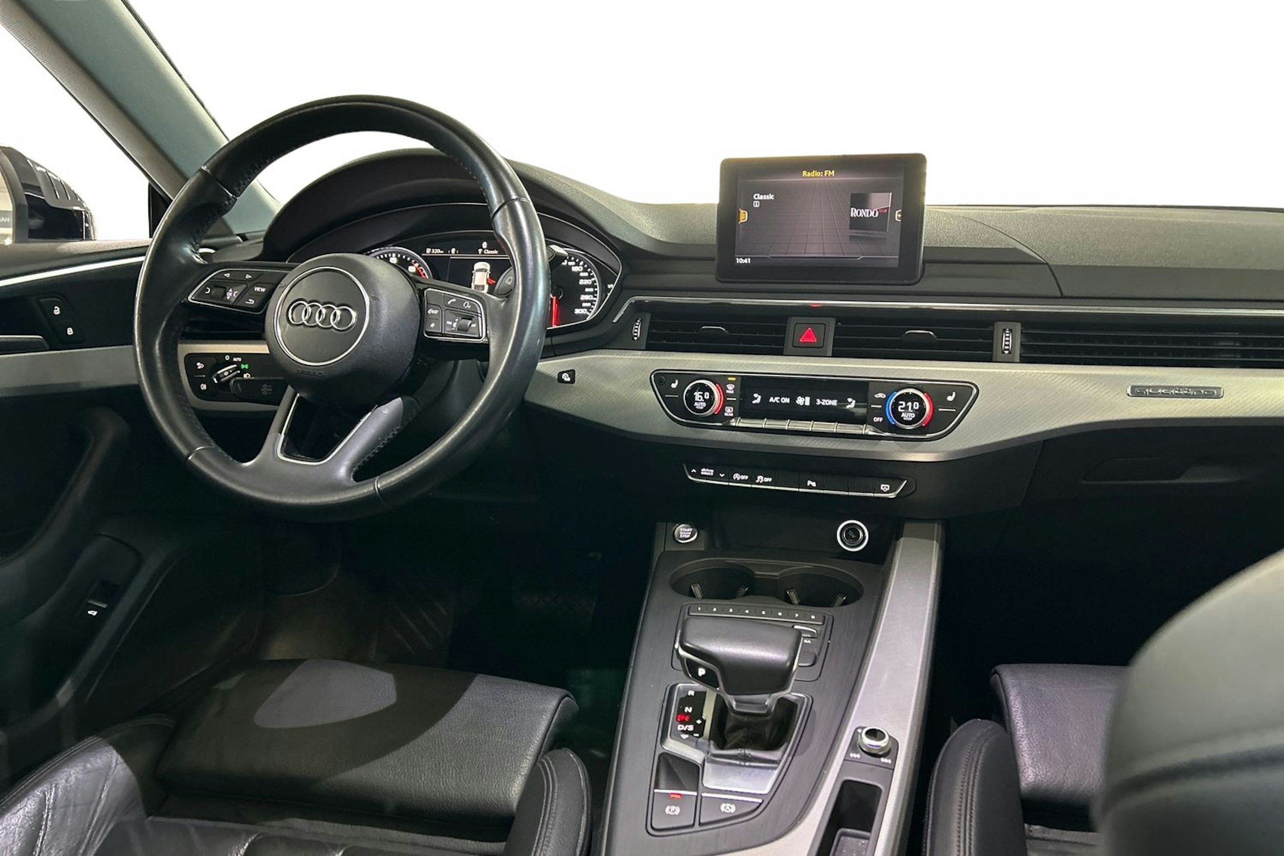 sininen Audi A5 2017 kuva 9.