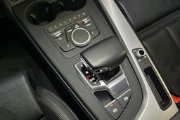 sininen Audi A5 2017 kuva 19.