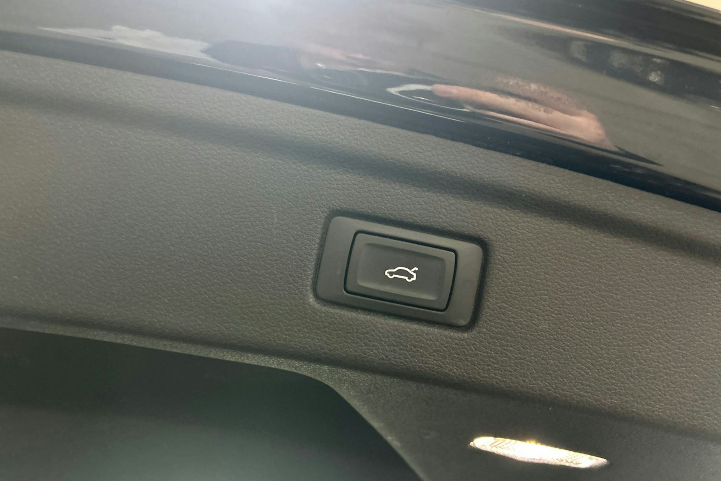 sininen Audi A5 2017 kuva 25.