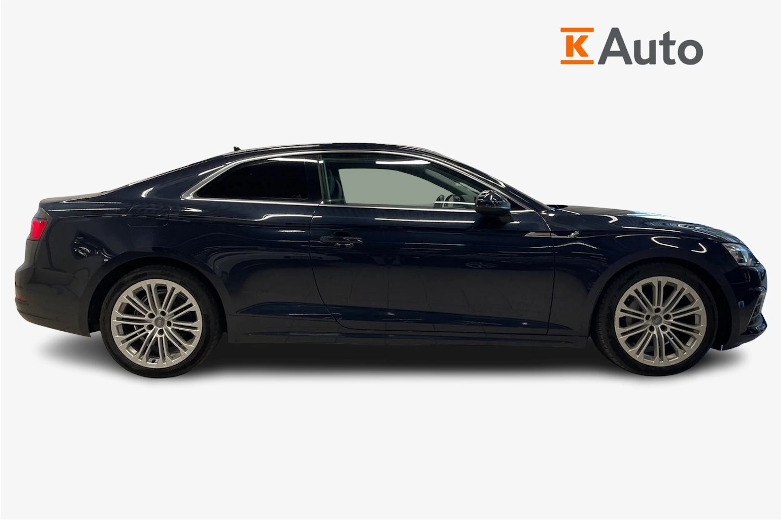 sininen Audi A5 2017 kuva 5.