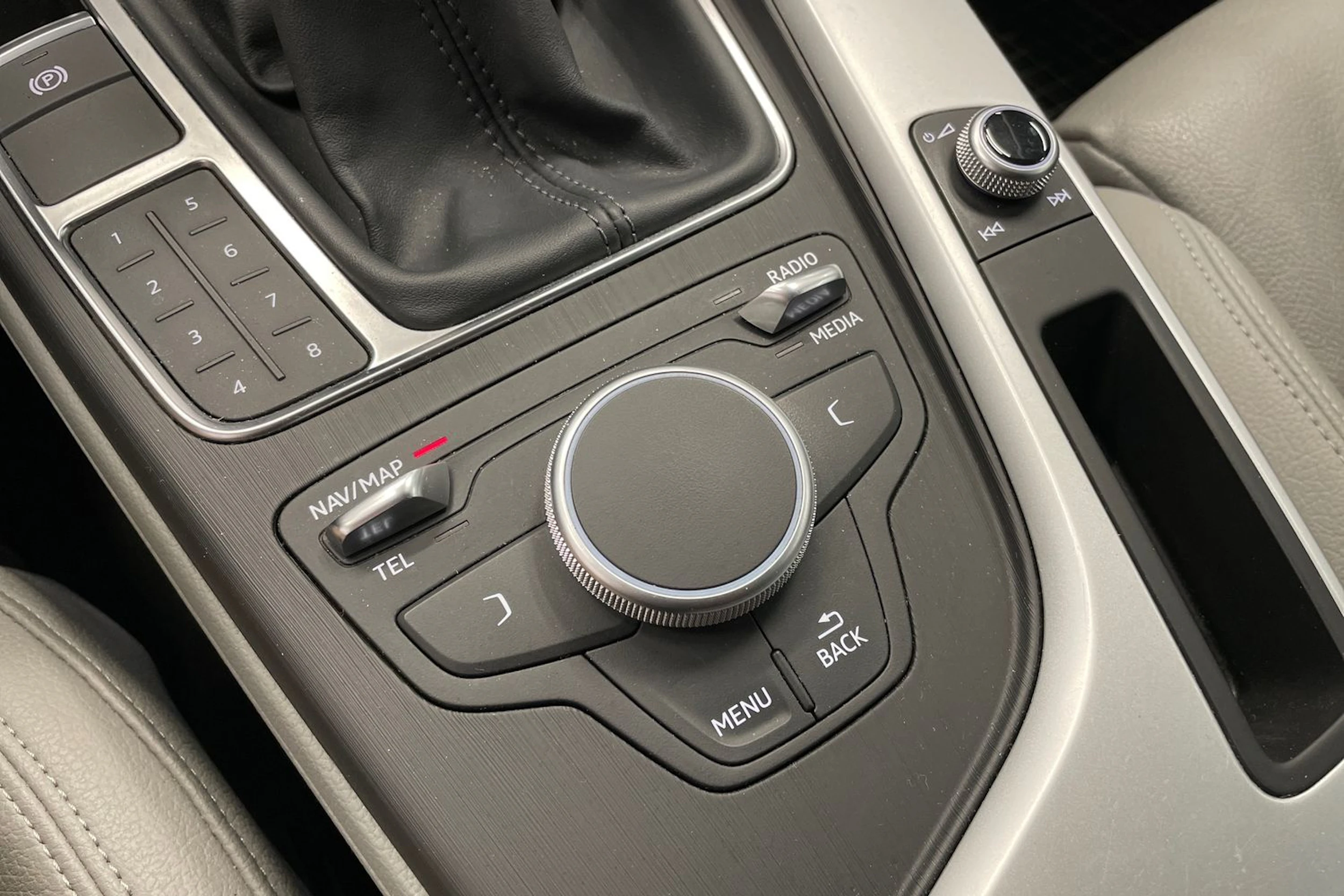 sininen Audi A5 2017 kuva 20.