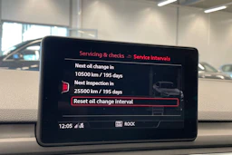 sininen Audi A5 2017 kuva 24.