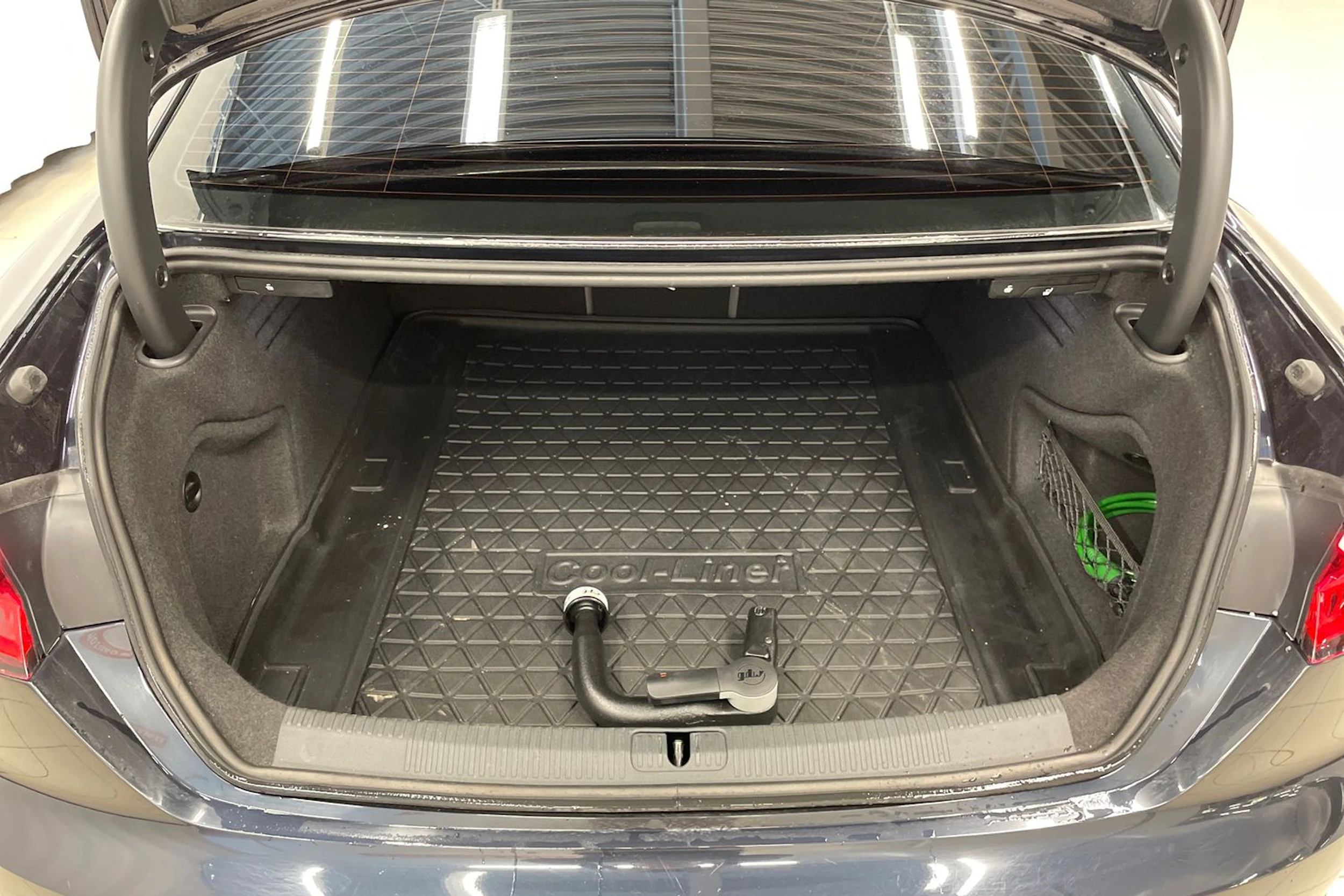 sininen Audi A5 2017 kuva 25.