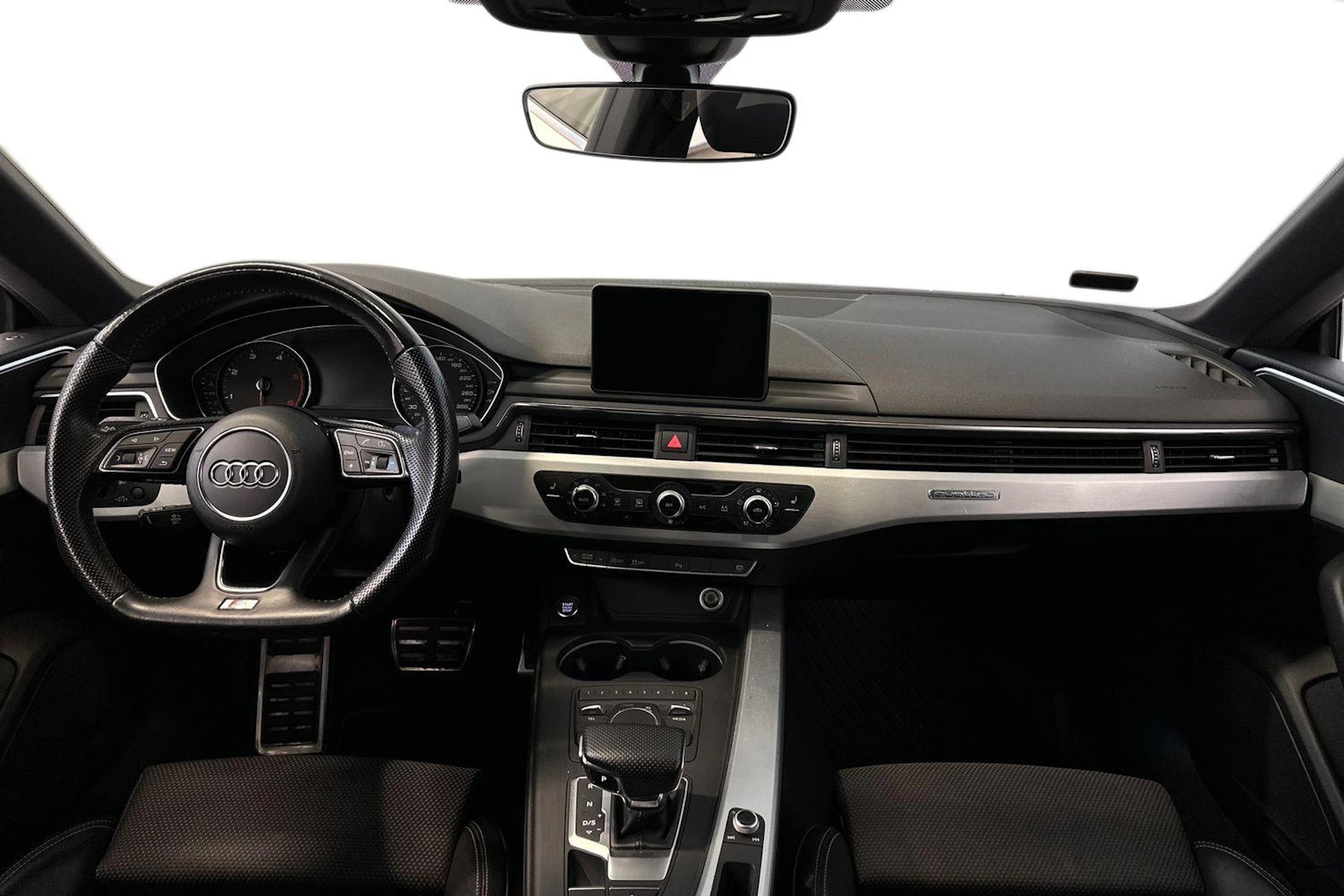 valkoinen Audi A5 2017 kuva 9.