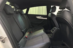 valkoinen Audi A5 2017 kuva 10.