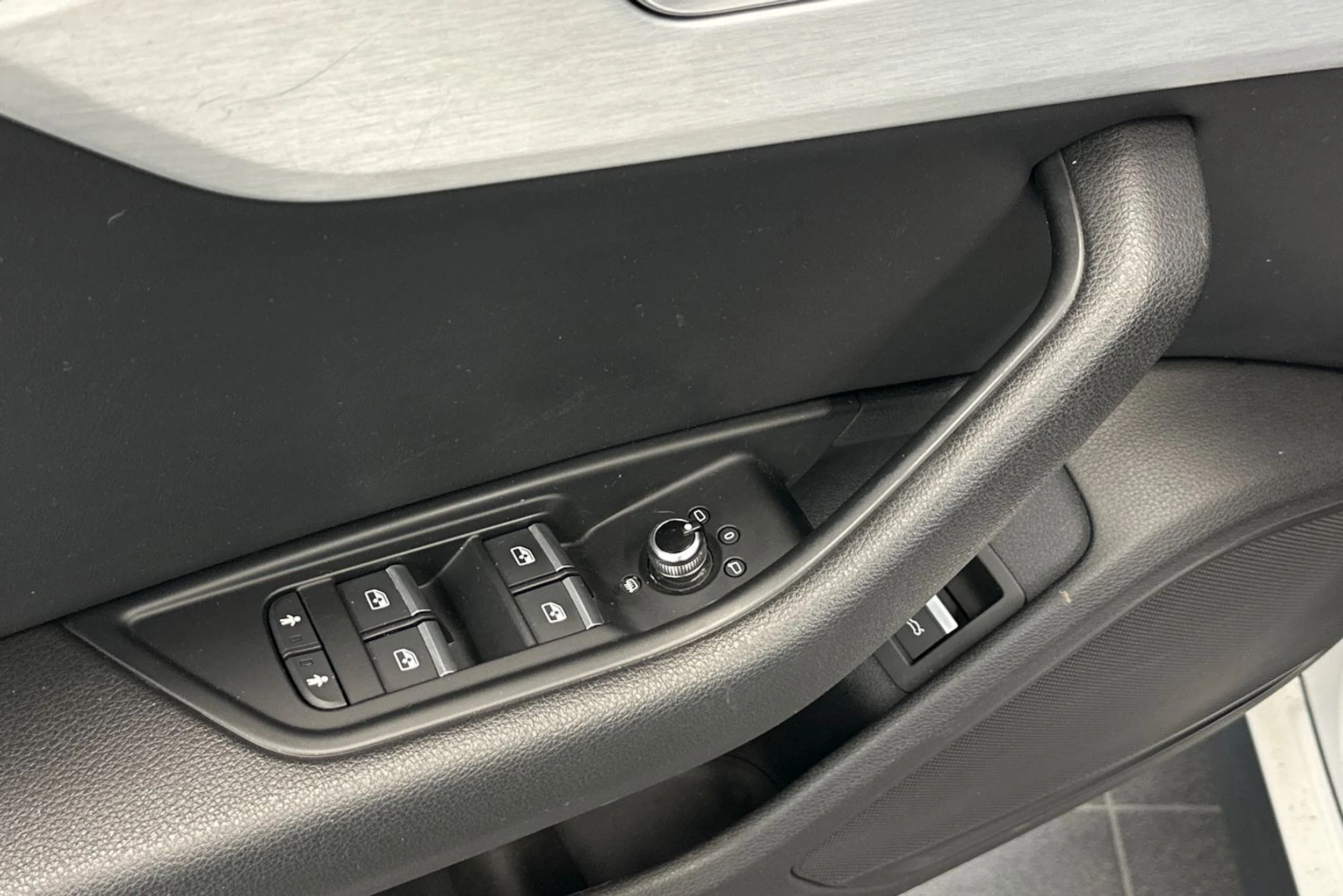 valkoinen Audi A5 2017 kuva 15.