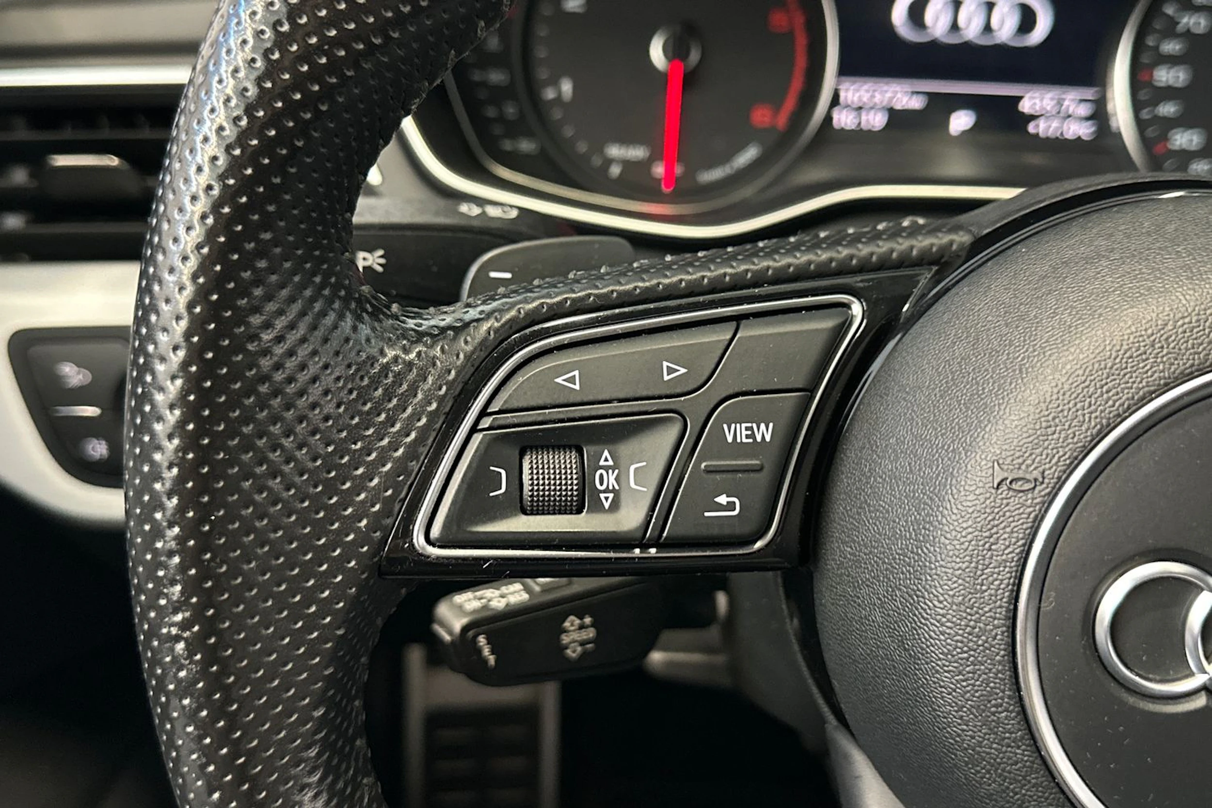 valkoinen Audi A5 2017 kuva 17.