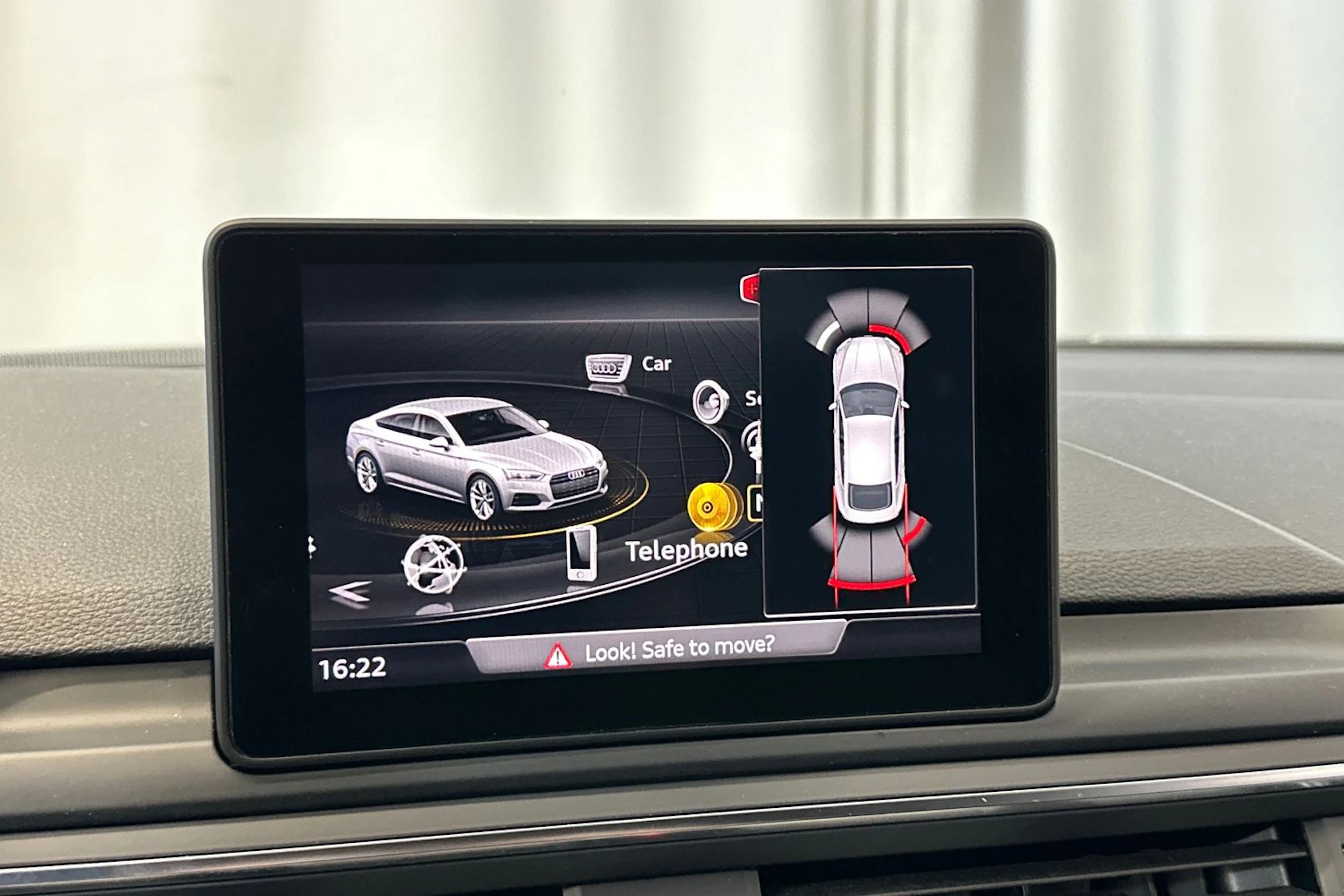valkoinen Audi A5 2017 kuva 24.