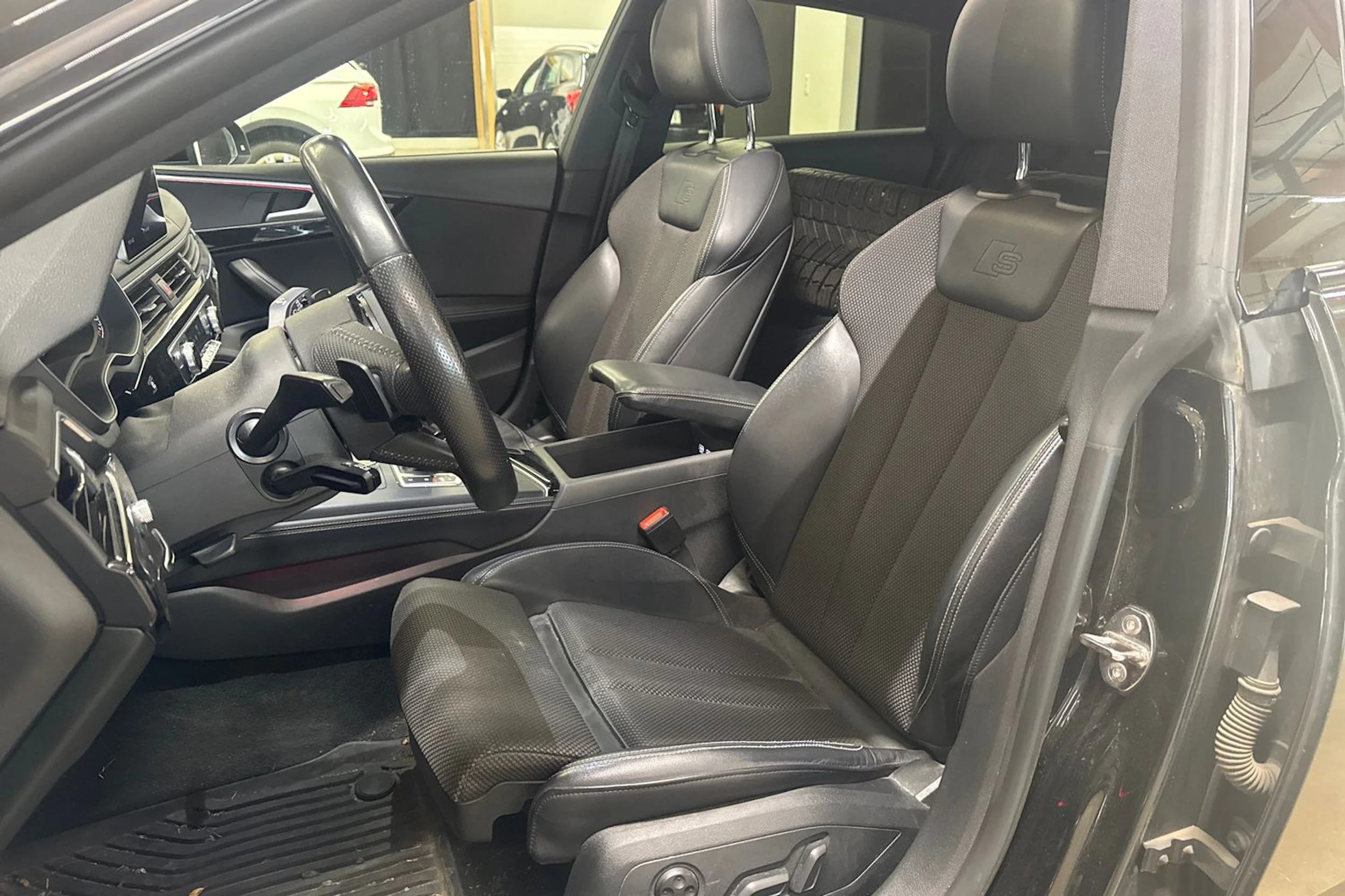 musta Audi A5 2017 kuva 4.