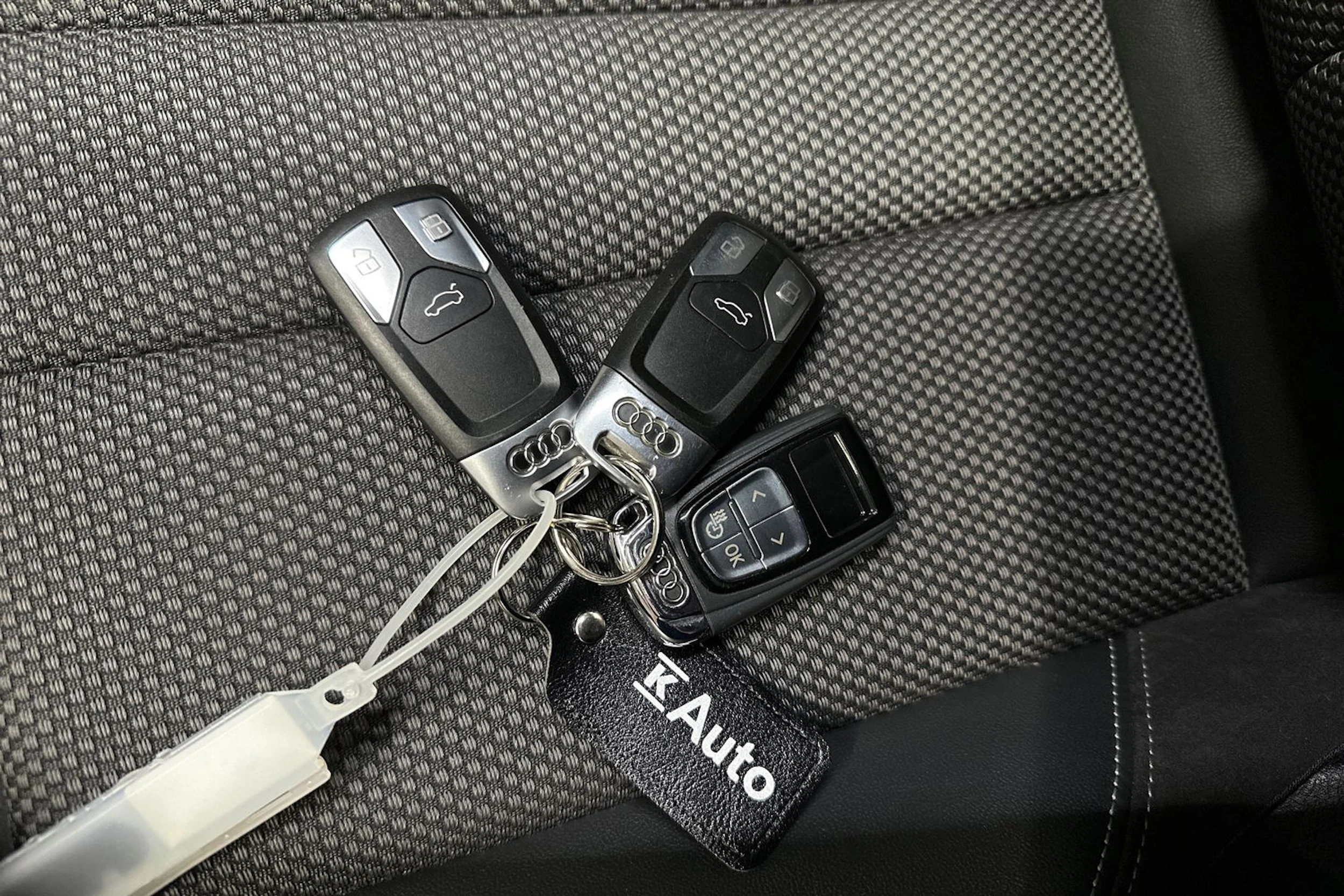 musta Audi A5 2017 kuva 27.