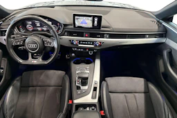 hopea Audi A5 2017 kuva 7.