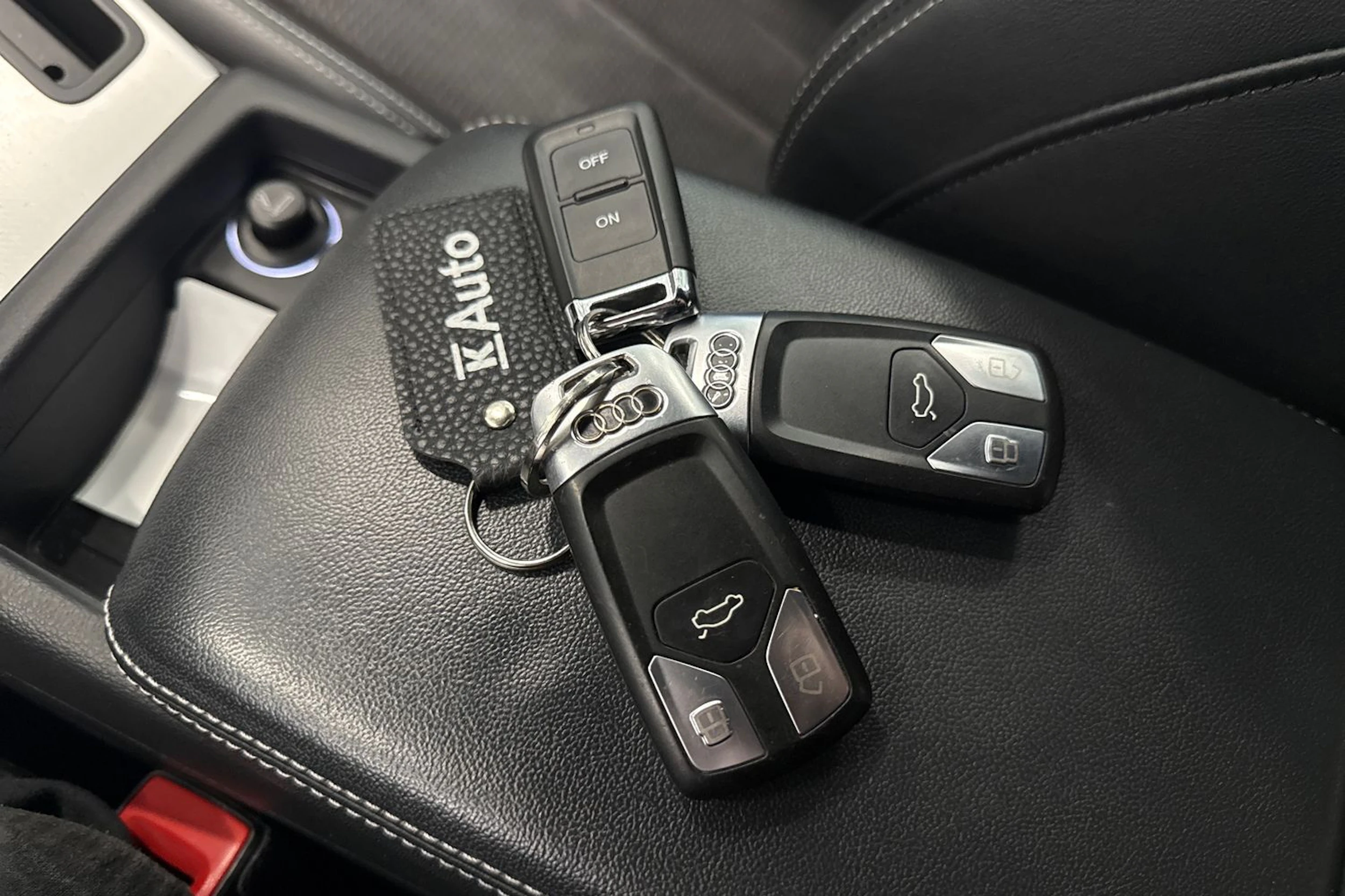 hopea Audi A5 2017 kuva 26.