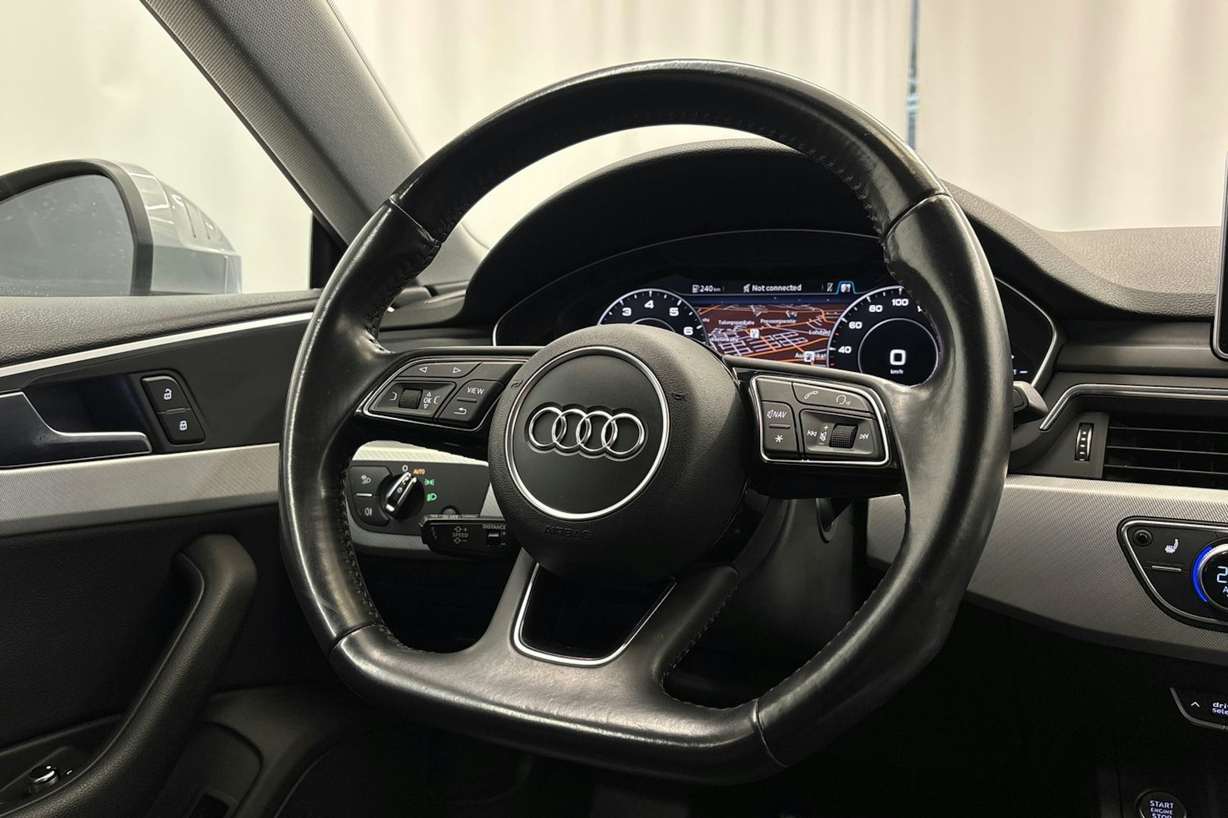 met. hopea Audi A5 2017 kuva 15.